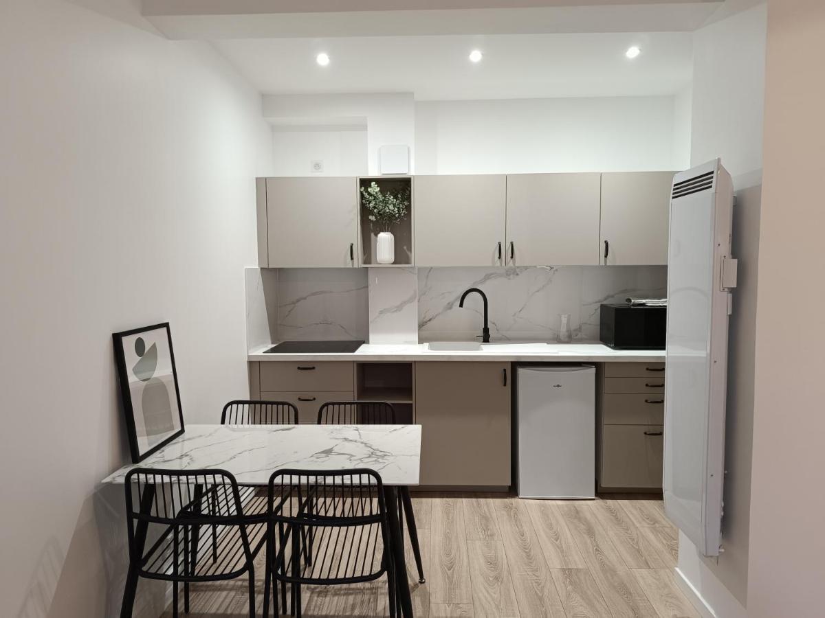 Jean Jaures Apartment ดีจอง ภายนอก รูปภาพ
